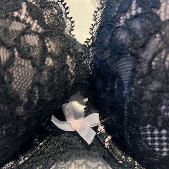 Victoria’s Secret sexy black lace push-up lace bra Women’s 32D 32 D - Picture 4 of 13